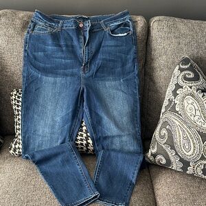 Fashion nova 14. Women’s Dark Blue Stretch Denim Jeans